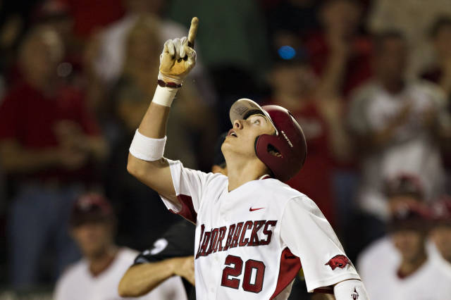 Image Courtesy wholehogsports.com